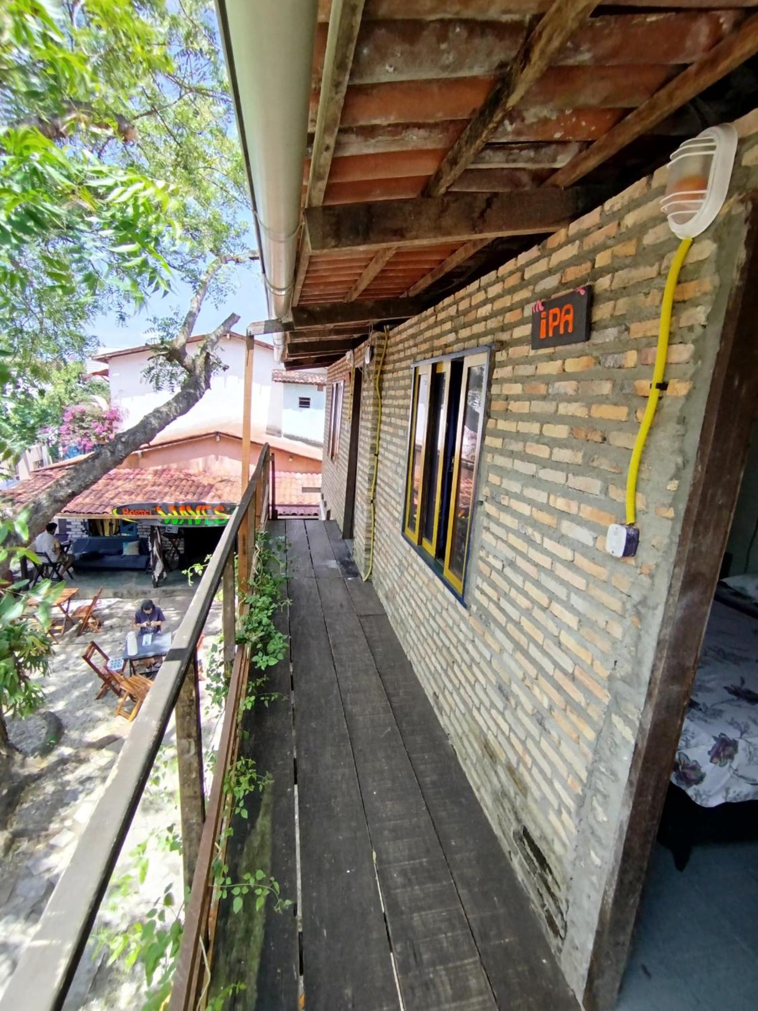 Waves Hostel & Pub Praia de Pipa Экстерьер фото